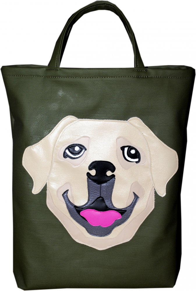 Uśmiechnięty labrador